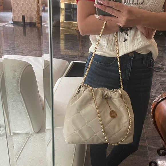 Ivory Quilted Shoulder Bag by Olfvenar - Picture 2 of 13